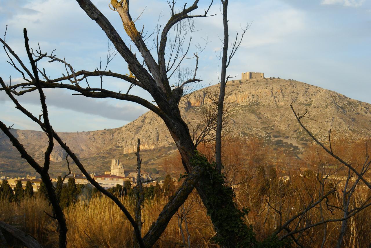 L'Encant Torroella De Montgri Bagian luar foto