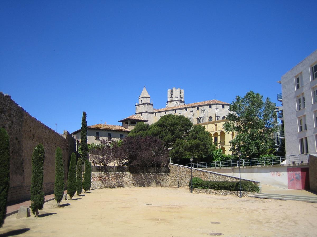 L'Encant Torroella De Montgri Bagian luar foto